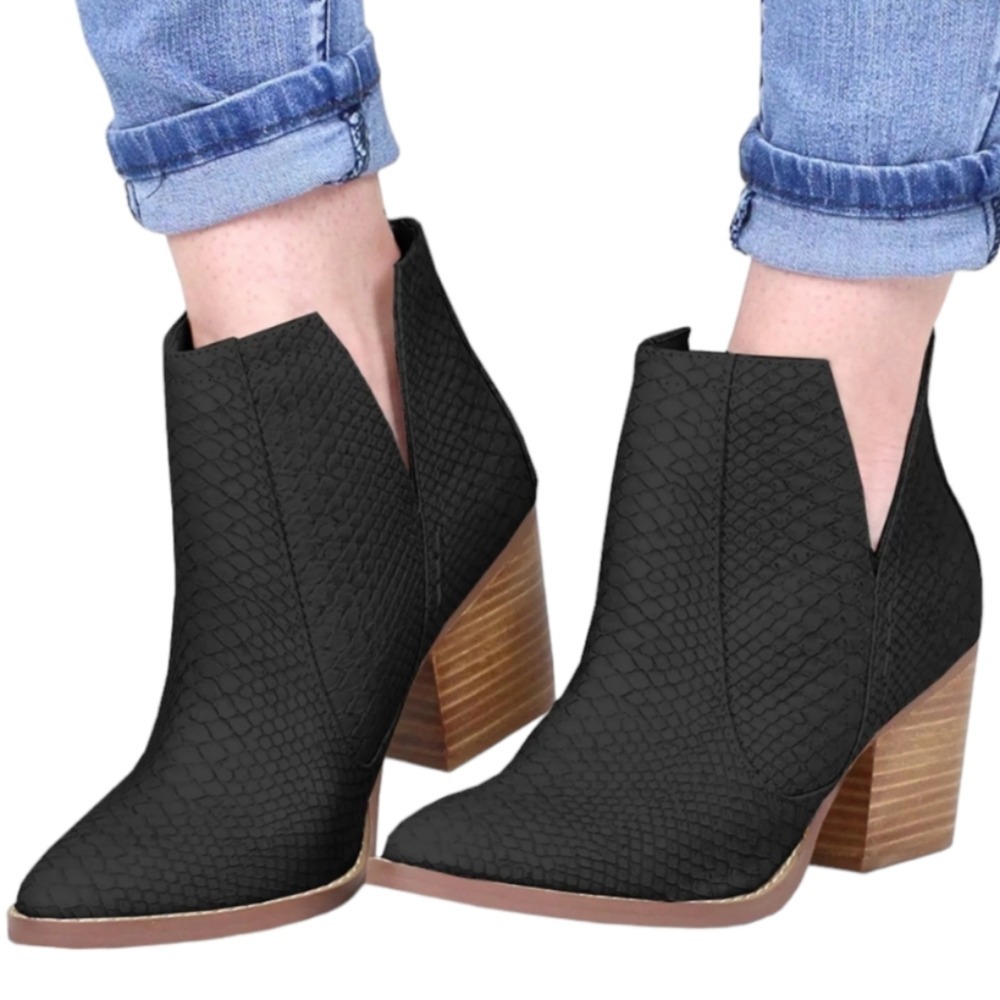 Fisace Women's V Cut Out Ankle Boots Faux Leather Size 11 Black